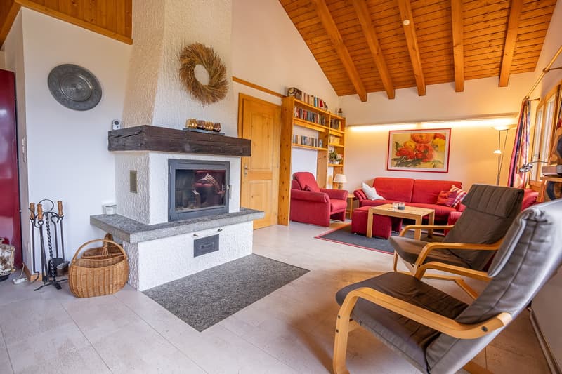 Charming 5.5-room chalet in an idyllic mountain location in Goms (9)
