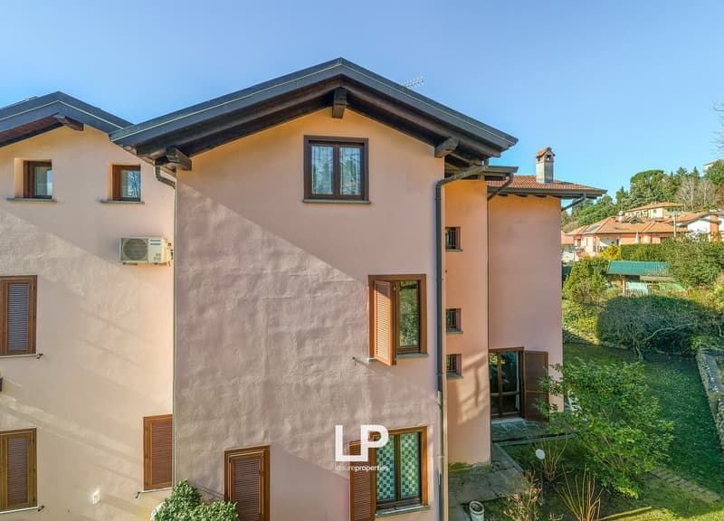 Maison Mitoyenne Casciago (5)