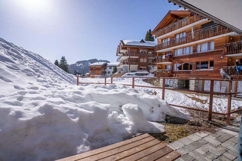 Luxurious maisonette apartment with ski-in/ski-out, garden, and evening sun on Golmenegg (36)