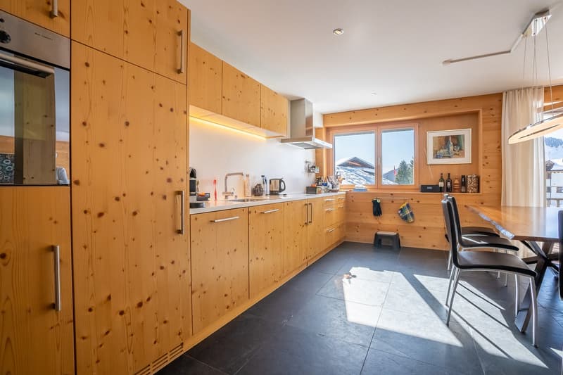 Luxurious maisonette apartment with ski-in/ski-out, garden, and evening sun on Golmenegg (25)