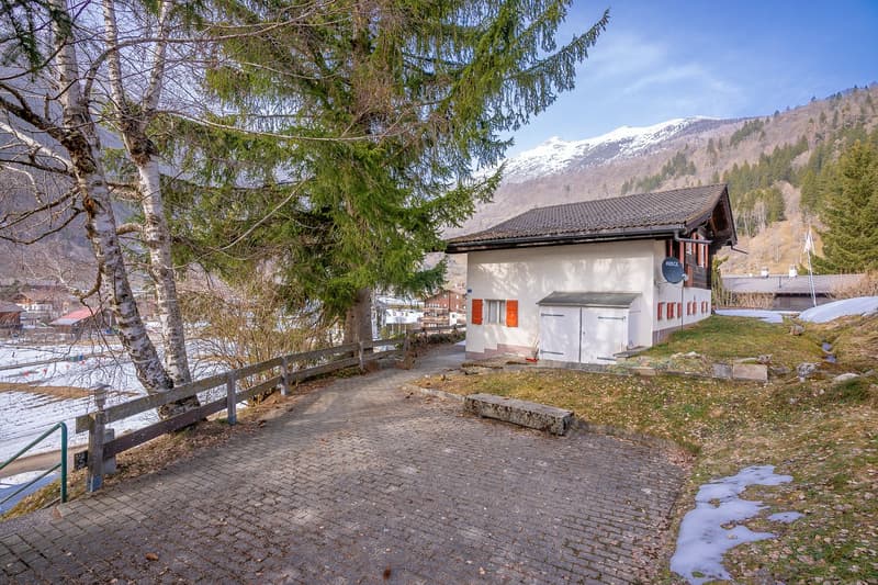 Peaceful Chalet with Garden, Mountain View and Perfect Connection in Fieschertal (24)