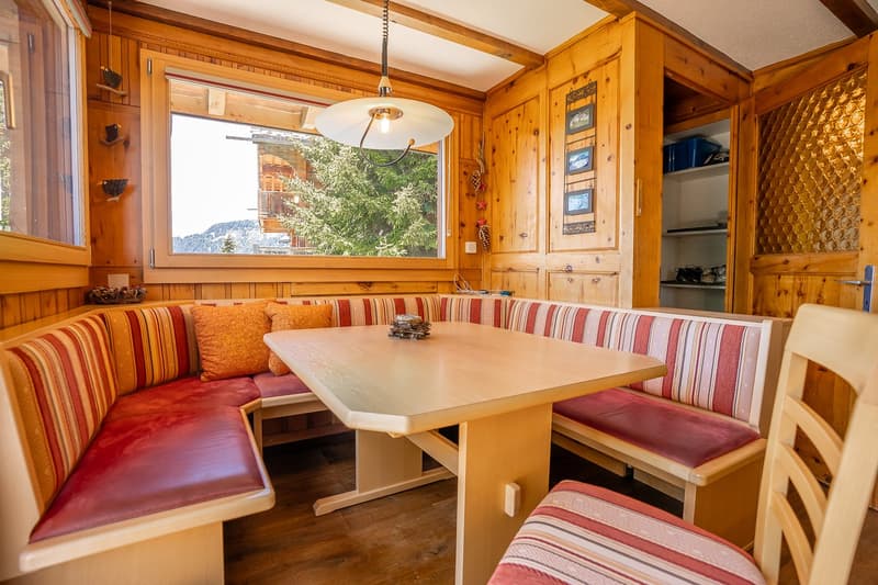 Charming 7-room chalet on the Aletschpromenade in Riederalp (11)
