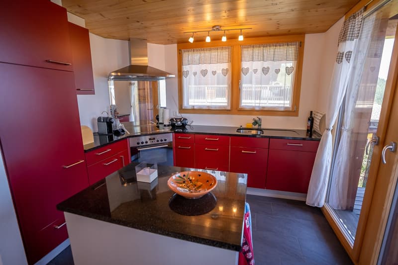 Grosszügige Ferienwohnung mit drei Balkonen im Herzen der Bettmeralp (16)