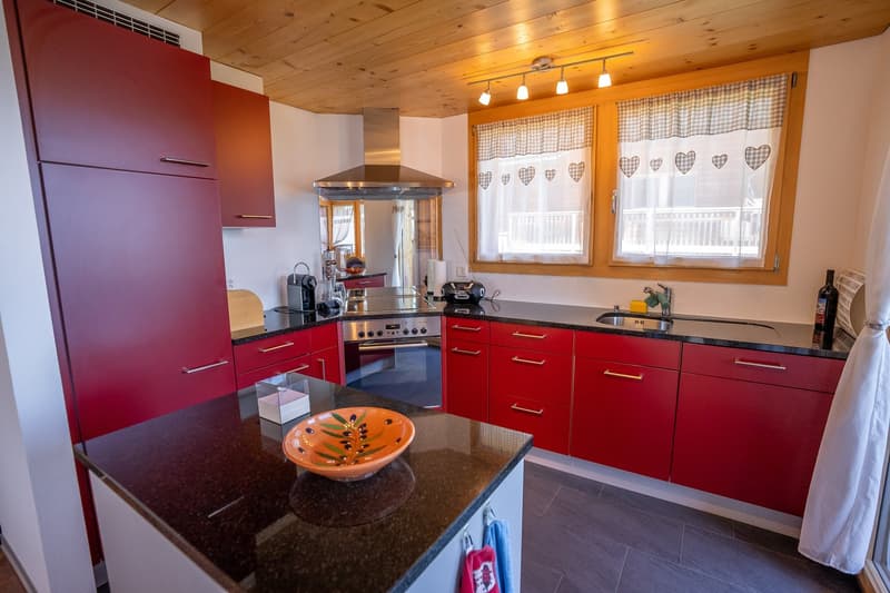 Grosszügige Ferienwohnung mit drei Balkonen im Herzen der Bettmeralp (14)
