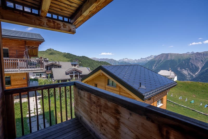 Grosszügige Ferienwohnung mit drei Balkonen im Herzen der Bettmeralp (10)