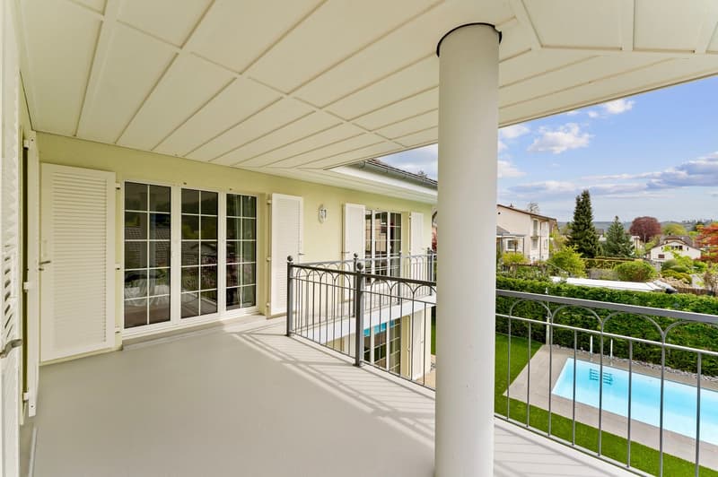 Exclusive single-family house with pool (7)