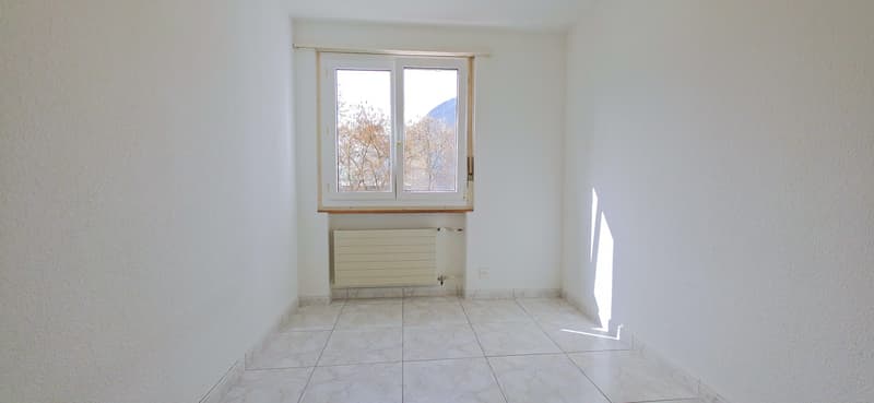 Appartamento accogliente di 3,5 locali in affitto a Frinvillier (5)