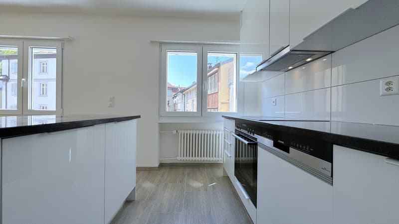 Première location après rénovation ! Appartement moderne 4,5 pièces avec balcon à St-Gall (2)