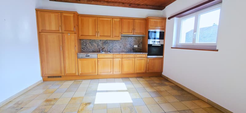 Appartement spacieux au coeur de Courchapoix (2)