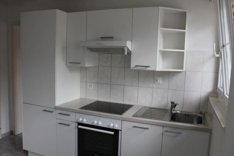 Erstes Mietangebot! 2,5-Zimmer-Wohnung im Zentrum von Moutier (1)
