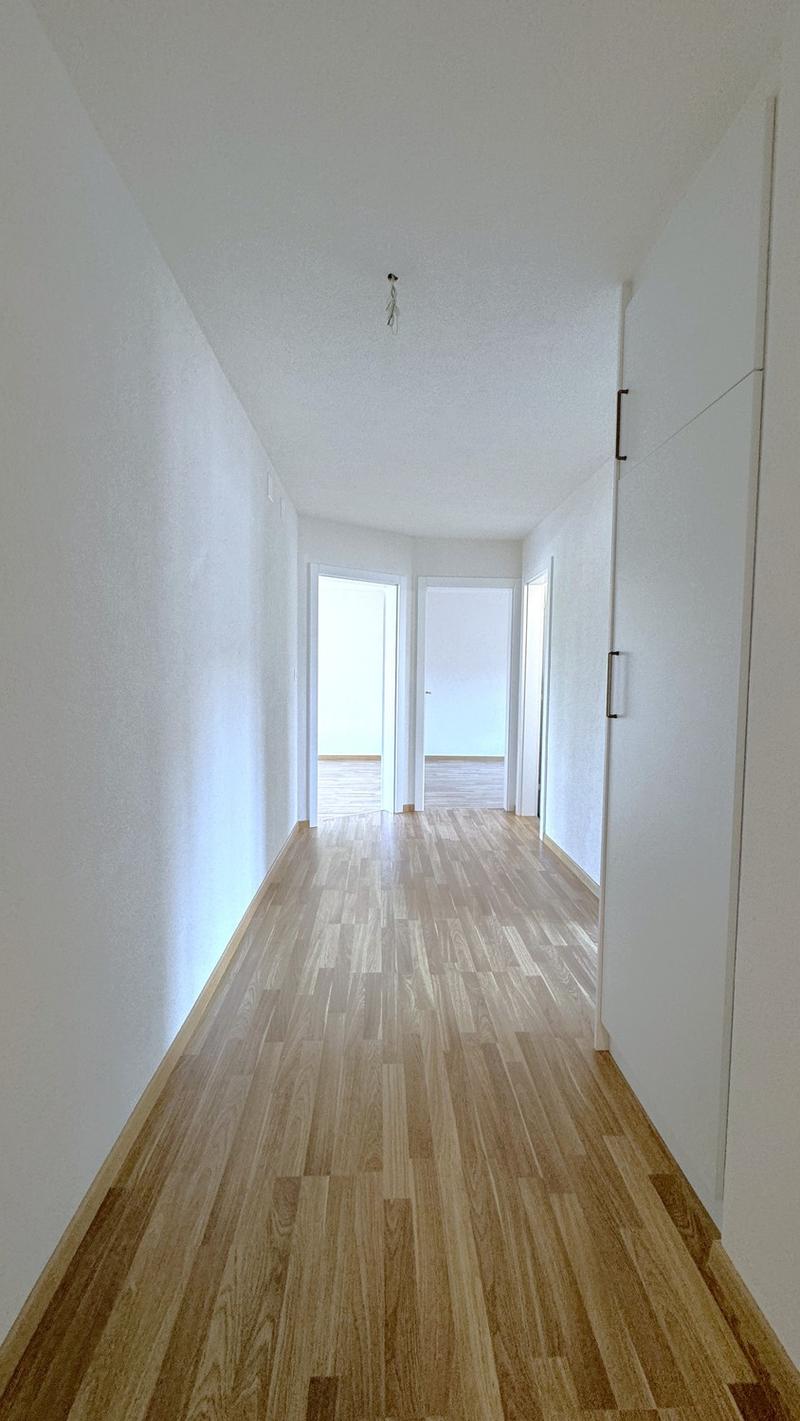 Appartamento di 3 locali luminoso con balcone a Murgenthal disponibile immediatamente! (5)