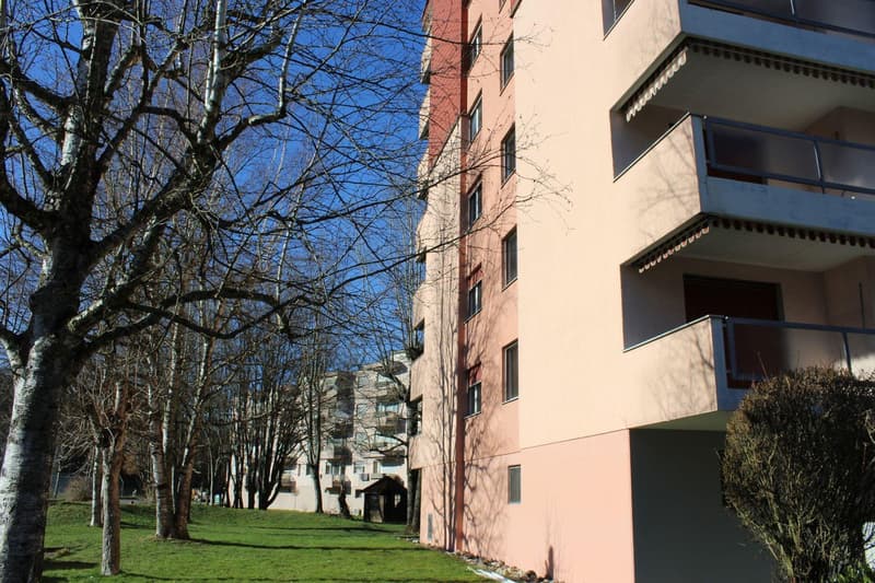 Bright 3-room apartment in Porrentruy (2)