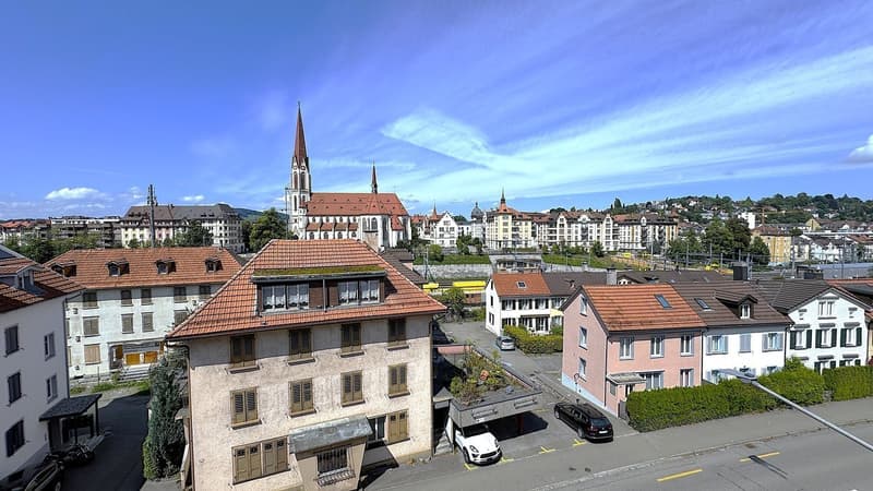 Premier location après rénovation ! Appartement 4,5 pièces moderne avec balcon à St-Gall (1)