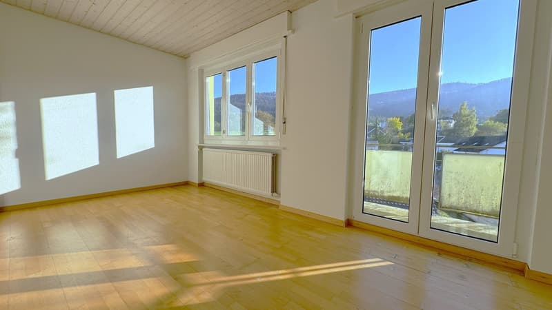 Wohnung mit 4 Zimmern und Balkon in Bassecourt (9)