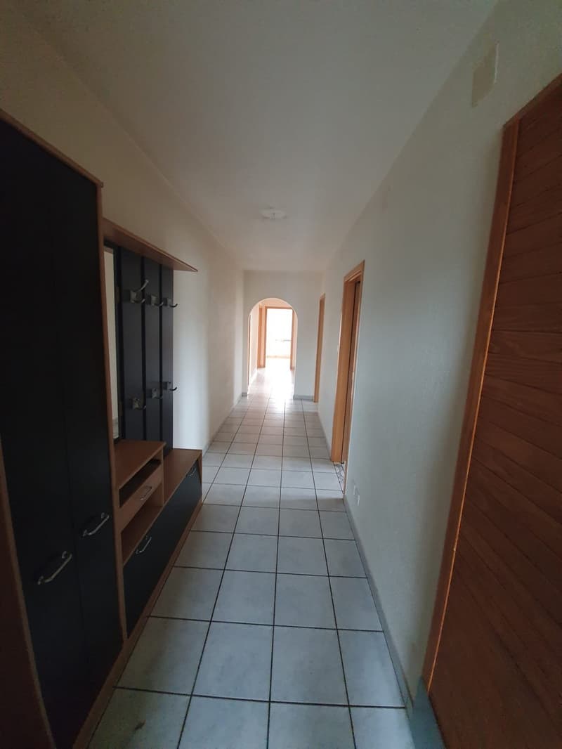 Wohnung mit 4 Zimmern und Balkon in Bassecourt (6)