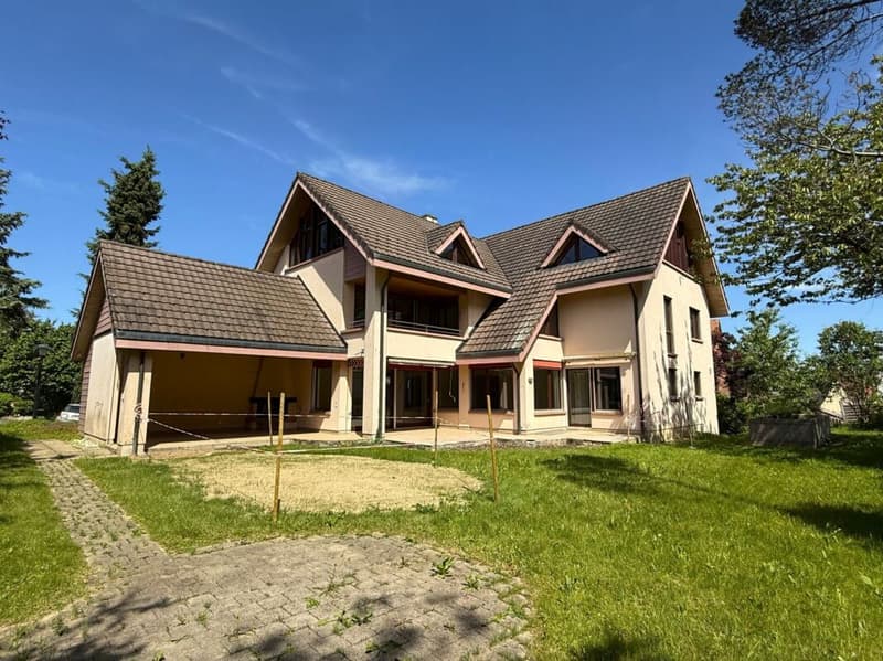 Spacious and detached 9 1/2-room single-family house - natural living with proximity to the city (2)