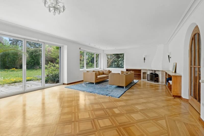 Seltene Gelegenheit in Liestal- Repräsentative Villa auf attraktivem Grundstück (3)