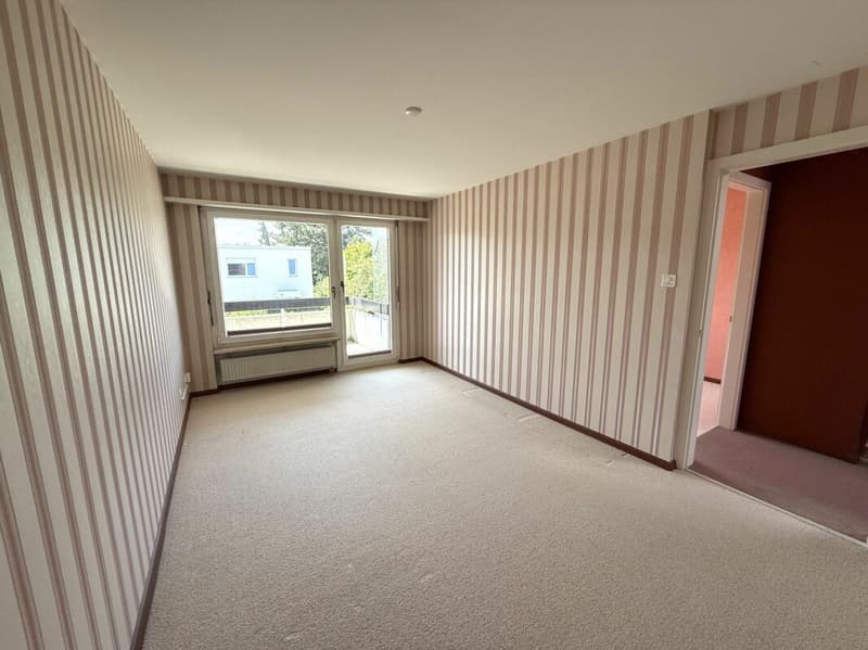 Ruhig gelegenes 4 1/2 Zimmer Eck-Einfamilienhaus mit Garten (11)
