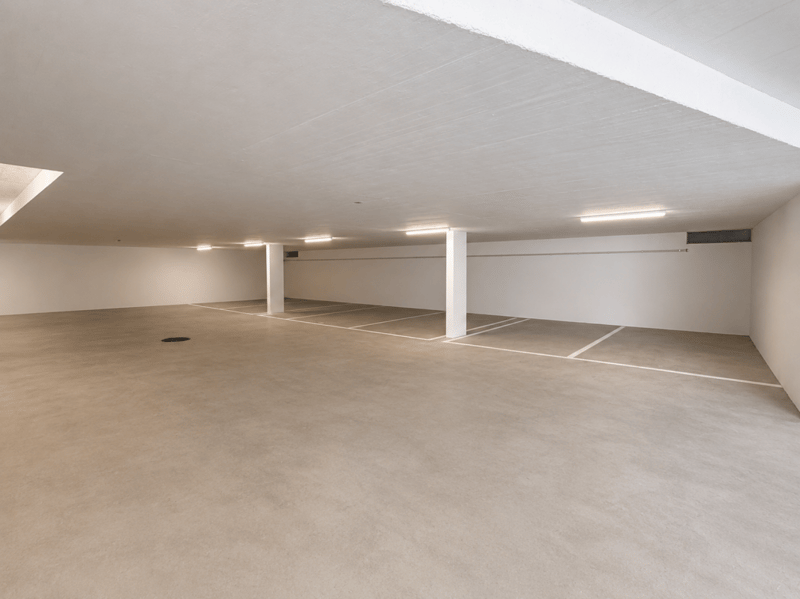 Einstellhallenplätze in MFH-Neubau zu vermieten (1)