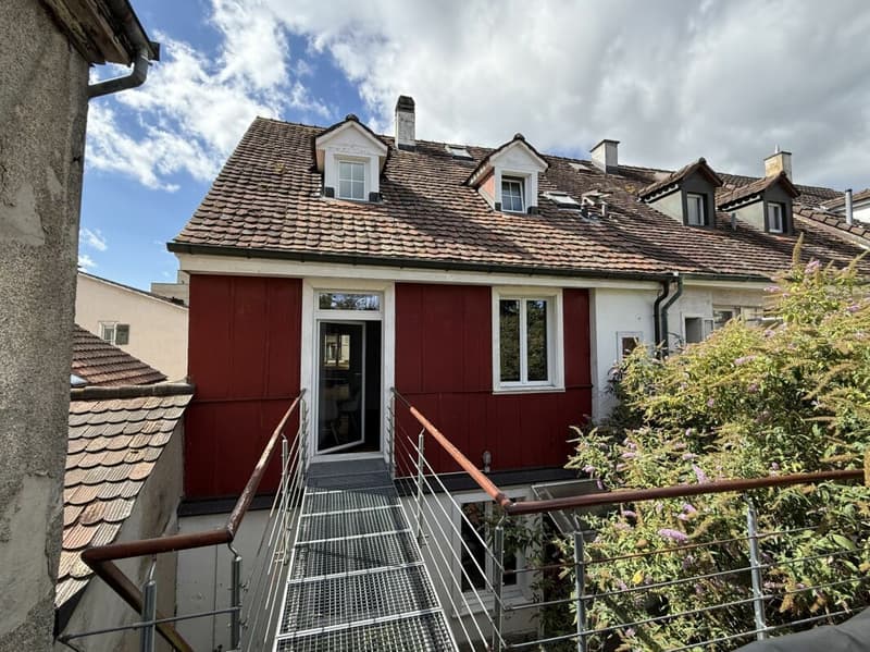 5 1/2 Zimmer-Einfamilienhaus mit Loggia und Terrasse (10)