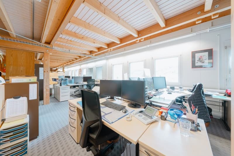Attractive commercial space in a central location in Schöftland (10)