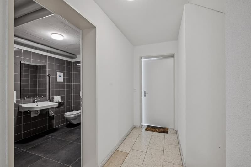 SPACIOUS FOR YOUR BUSINESS IDEA - 2x RENTAL INCOME GIFTED (3)