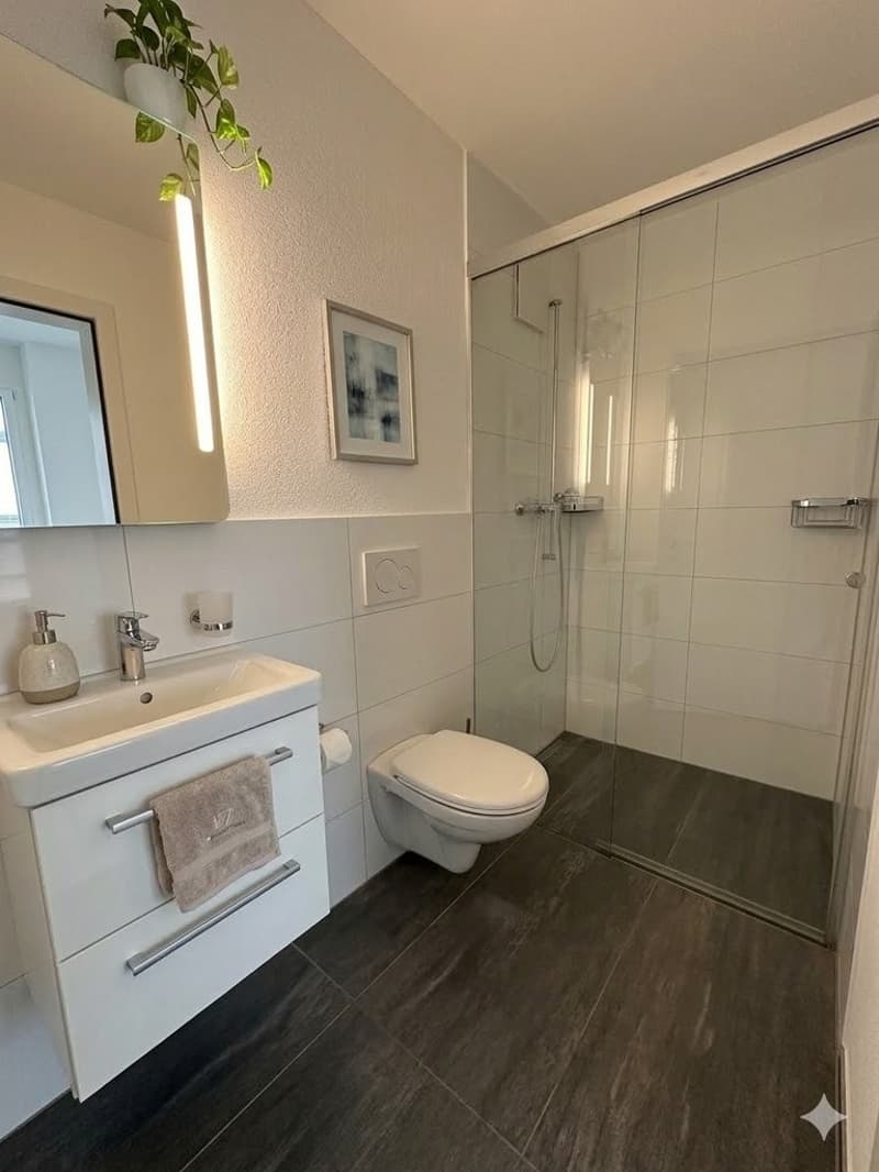 APPARTEMENT SUPERBE DANS UN ENDROIT CALME AVEC UNE VUE MAGNIFIQUE (7)