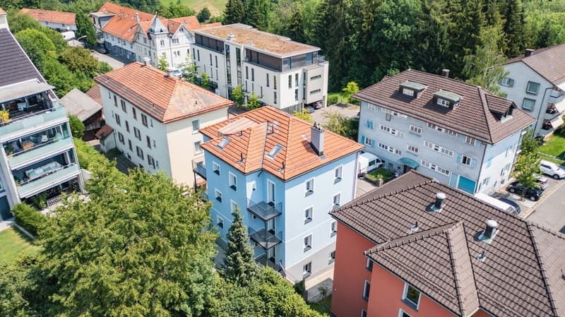 RENOVIERTE KLEINWOHNUNG MIT WASCHTURM UND BALKON- 1 MIETZINS GESCHENKT (2)