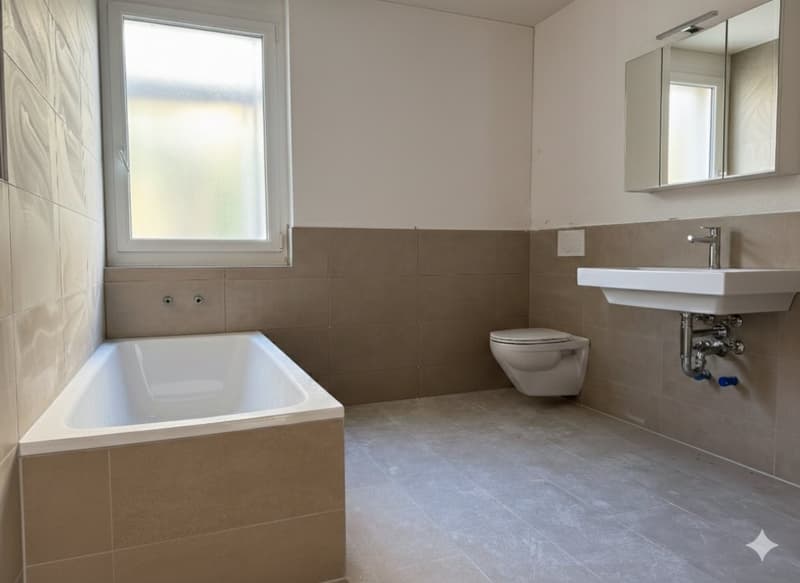 FIRST OCCUPANCY - SPACIOUS GARDEN APARTMENT (6)