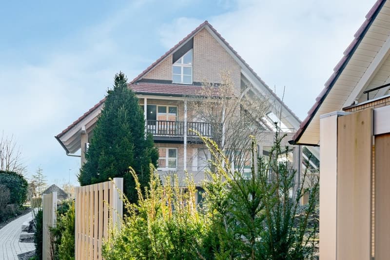 APPARTEMENT DE JARDIN SPACIEUX ET CHARMANT - RÉNOVÉ RÉCEMMENT (1)