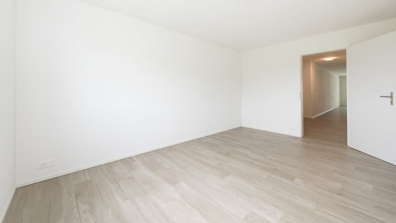 Modern and very spacious (4)
