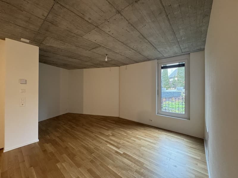 SPACIOUS AND CENTRALLY LOCATED (3)