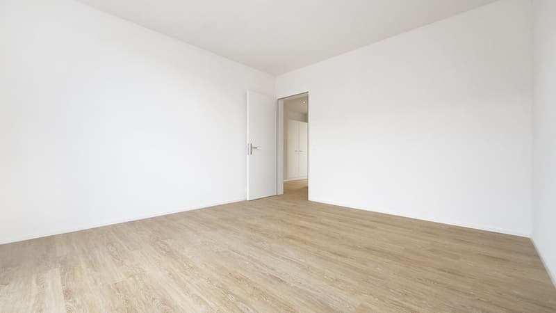 WUNDERSCHÖNE WOHNUNG IM EIGENTUMSSTANDARD (4)