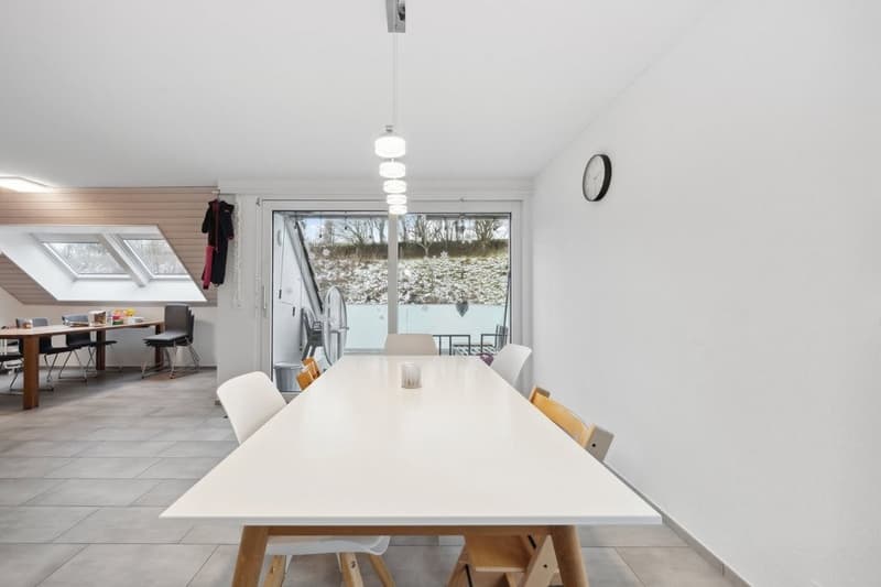 APPARTEMENT 4.5 PIÈCES MODERNE À STÜSSLINGEN (8)