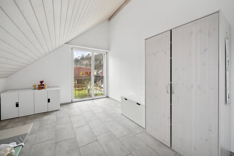 APPARTEMENT 4.5 PIÈCES MODERNE À STÜSSLINGEN (4)