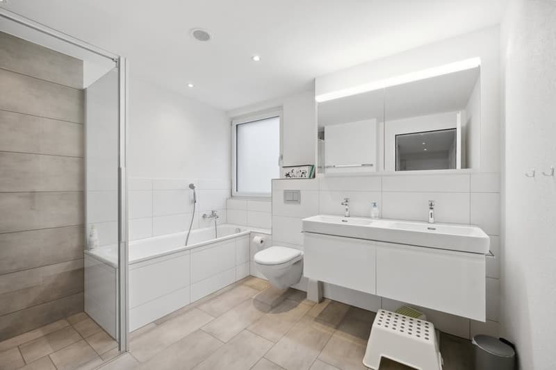 APPARTEMENT 4.5 PIÈCES MODERNE À STÜSSLINGEN (5)