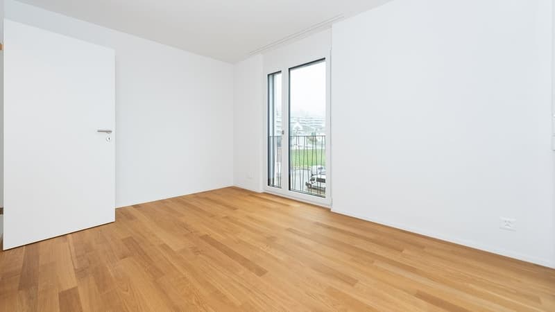 ZENTRAL UND IM EIGENTUMSSTANDARD (11)