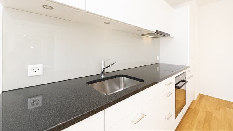 MODERNE 2.5 ZIMMER-WOHNUNG IN WAUWIL (5)