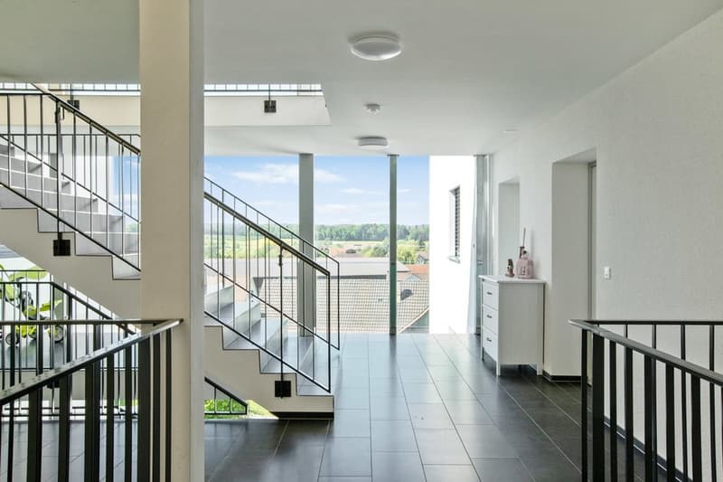 HOHER AUSBAUSTANDARD UND SCHÖNER AUSSICHT (8)