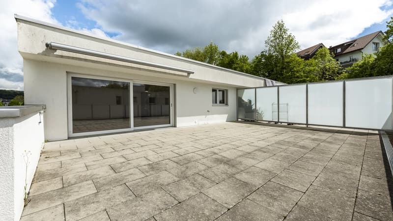 ATTIKAWOHNUNG MIT GROSSER SONNENTERRASSE (6)