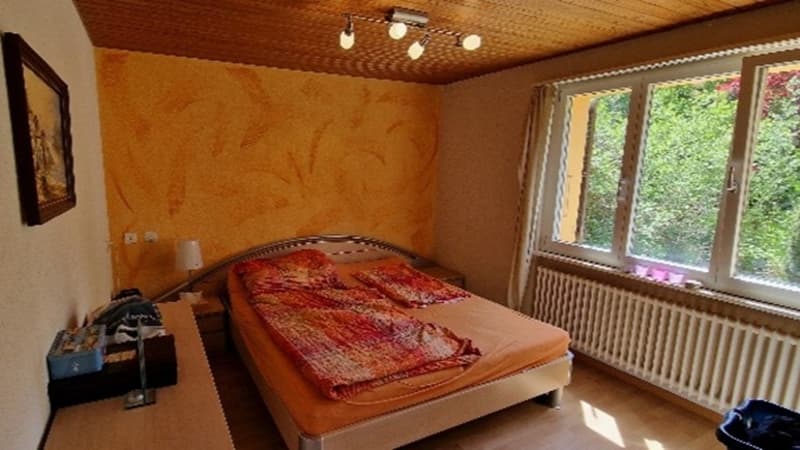 Detached house with outbuilding and forest on 2 plots with a total of 2,461 m2 in a quiet location (8)