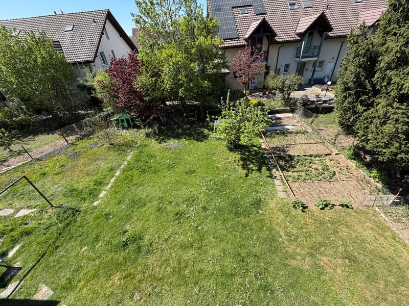 WOHN- UND GESCHÄFTSHAUS AN ZENTRALER LAGE (2)
