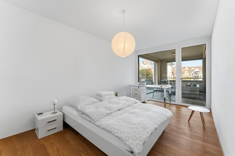 Stilvolle 2.5-Zimmer-Wohnung mit Wintergarten und privatem Gartensitzplatz (6)