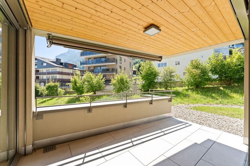 Modernes Wohnen im Herzen von Emmetten – attraktive 4.5-Zimmer-Wohnung mit Garten (4)
