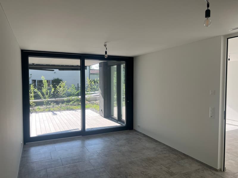 Exklusive Erdgeschosswohnung mit Garten an erhöhter Lage in Witikon (7)