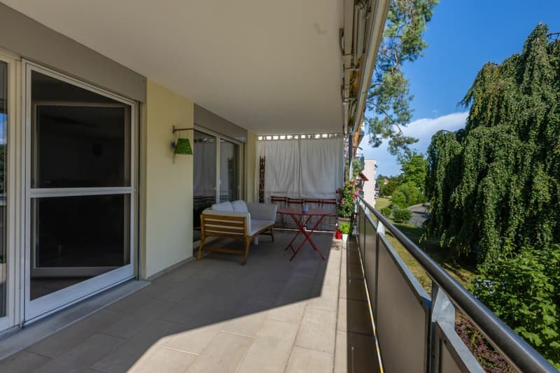 Der grosszügige Balkon