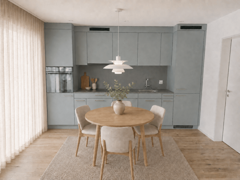 Elegante Küchenzeile, ideal integriert ins offene Wohnen / Essen