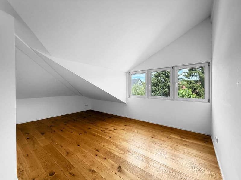 Modernisierte Maisonettewohnung in erster Rheinlage - bezugsbereit (17)