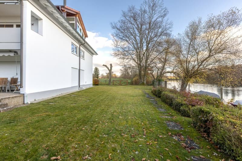 gepflege Umgebung am schönen Rhein