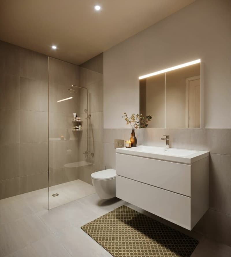 Hochwertiger Neubau mit attraktiven Räumen (Mustervisualisierung: Badezimmer mit bodenebener Dusche, WC, Lavabo)